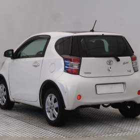 Foto inzerátu Toyota iQ 1.0 VVT-i
