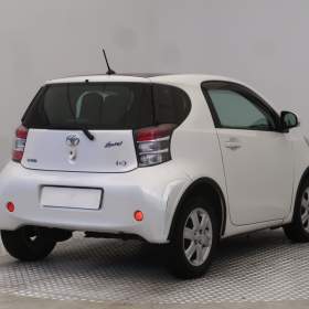 Foto inzerátu Toyota iQ 1.0 VVT-i