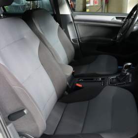 Foto inzerátu Volkswagen e-Golf 20.5 kWh - 25 Ah