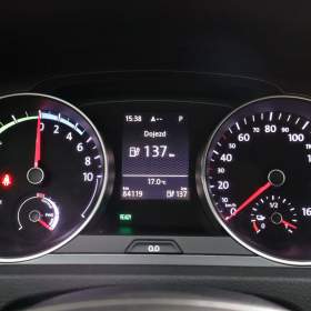 Foto inzerátu Volkswagen e-Golf 20.5 kWh - 25 Ah