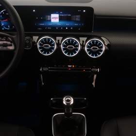 Foto inzerátu Mercedes-Benz CLA 180