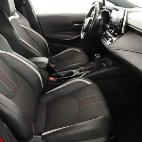 Foto inzerátu Toyota Corolla 1.8 Hybrid