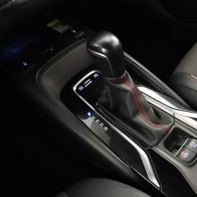 Foto inzerátu Toyota Corolla 1.8 Hybrid