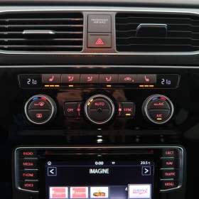 Foto inzerátu Volkswagen Caddy 2.0 TDI