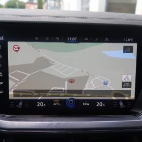 Foto inzerátu Volkswagen Touareg 3.0 TDI