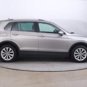 Foto inzerátu Volkswagen Tiguan 2.0 TDI