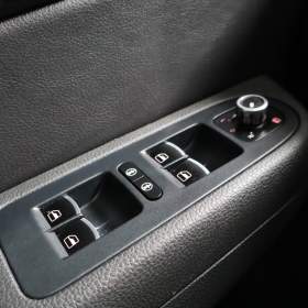 Foto inzerátu Volkswagen Sharan 2.0 TDI BMT