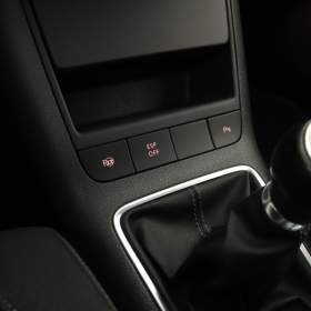 Foto inzerátu Volkswagen Golf 1.6