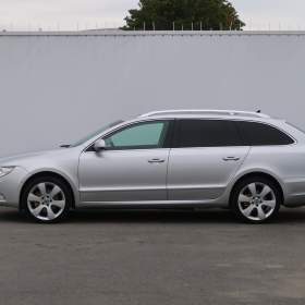 Foto inzerátu Škoda Superb 2.0 TDI