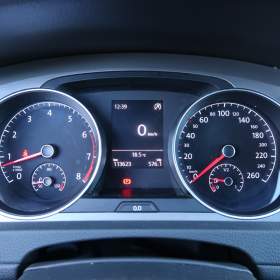 Foto inzerátu Volkswagen Golf 1.2 TSI