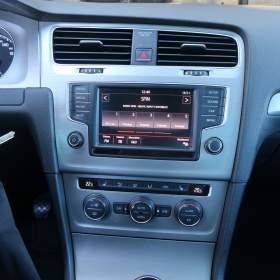 Foto inzerátu Volkswagen Golf 1.2 TSI