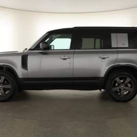 Foto inzerátu Land Rover Defender D240 AWD