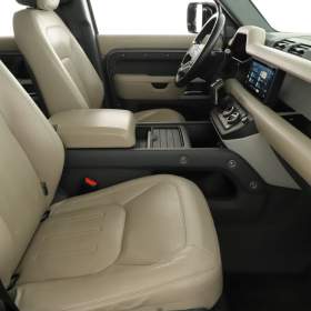 Foto inzerátu Land Rover Defender D240 AWD