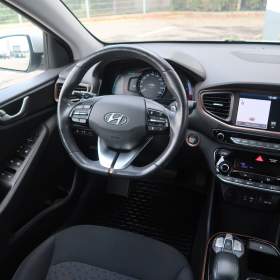 Foto inzerátu Hyundai Ioniq Electric 28 kWh