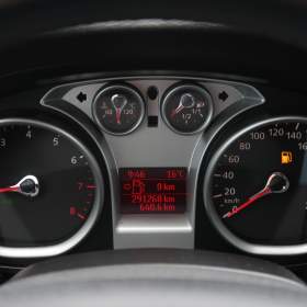 Foto inzerátu Ford Focus 1.6 16V