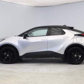 Foto inzerátu Toyota C-HR 2.0 Hybrid