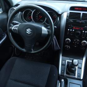 Foto inzerátu Suzuki Grand Vitara 2.0