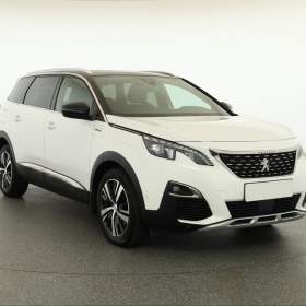 Foto inzerátu Peugeot 5008 PureTech 180