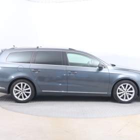 Foto inzerátu Volkswagen Passat 2.0 TDI