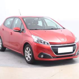 Peugeot 208 1.2 PureTech / 19590609