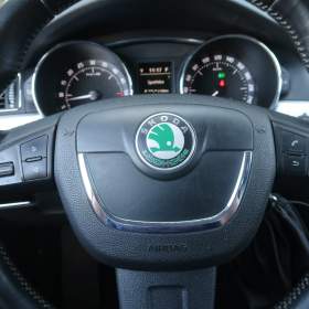 Foto inzerátu Škoda Superb 2.0 TDI