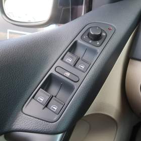 Foto inzerátu Volkswagen Tiguan 2.0 TSI