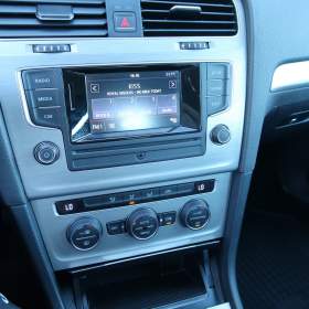 Foto inzerátu Volkswagen Golf 1.2 TSI