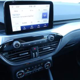 Foto inzerátu Ford Kuga 2.5 Plug-in Hybrid