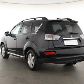 Foto inzerátu Mitsubishi Outlander 2.2 DI-D