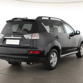 Foto inzerátu Mitsubishi Outlander 2.2 DI-D
