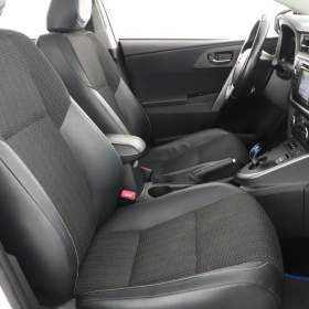 Foto inzerátu Toyota Auris Hybrid