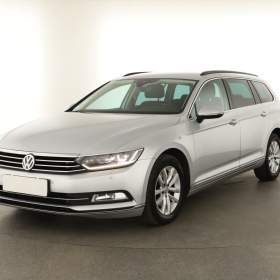 Foto inzerátu Volkswagen Passat 2.0 TDI