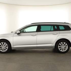 Foto inzerátu Volkswagen Passat 2.0 TDI