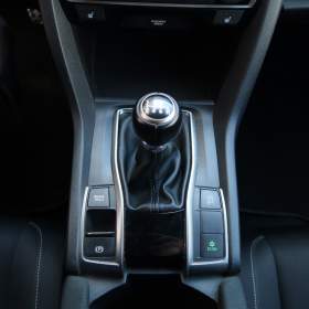 Foto inzerátu Honda Civic 1.0 VTEC Turbo