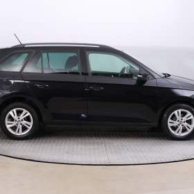 Foto inzerátu Škoda Fabia 1.0 TSI