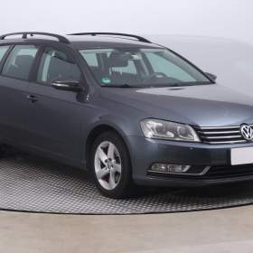 Foto inzerátu Volkswagen Passat 2.0 TDI