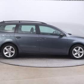 Foto inzerátu Volkswagen Passat 2.0 TDI