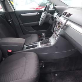 Foto inzerátu Volkswagen Passat 2.0 TDI