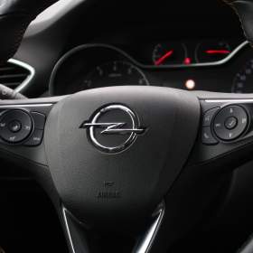 Foto inzerátu Opel Crossland 1.2 Turbo