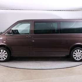 Foto inzerátu Volkswagen Multivan 2.0 TDI