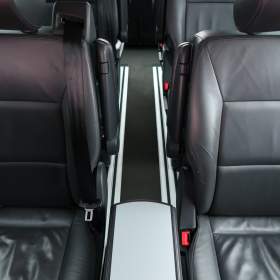 Foto inzerátu Volkswagen Multivan 2.0 TDI