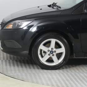 Foto inzerátu Ford Focus 1.6 16V