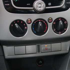 Foto inzerátu Ford Focus 1.6 16V