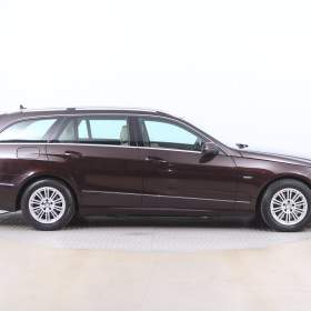 Foto inzerátu Mercedes-Benz Třídy E E 300 CDI