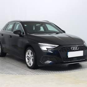 Audi A3 30 TFSI / 19594769