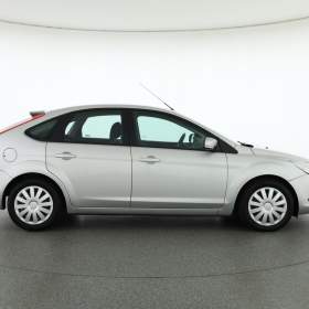 Foto inzerátu Ford Focus 1.6 16V