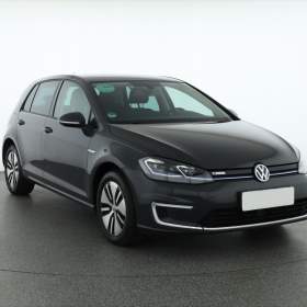 Foto inzerátu Volkswagen e-Golf 32 kWh - 37 Ah