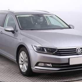Volkswagen Passat 2.0 TDI / 19595095