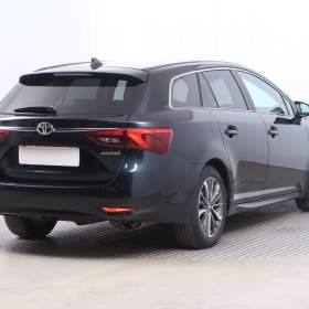 Foto inzerátu Toyota Avensis 1.8 Valvematic