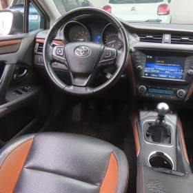 Foto inzerátu Toyota Avensis 1.8 Valvematic